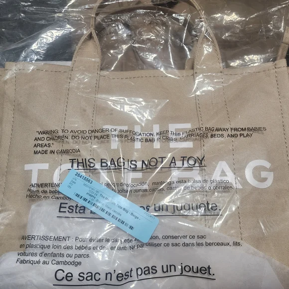 Marc Jacobs The Tote Bag - Picture 4 of 4